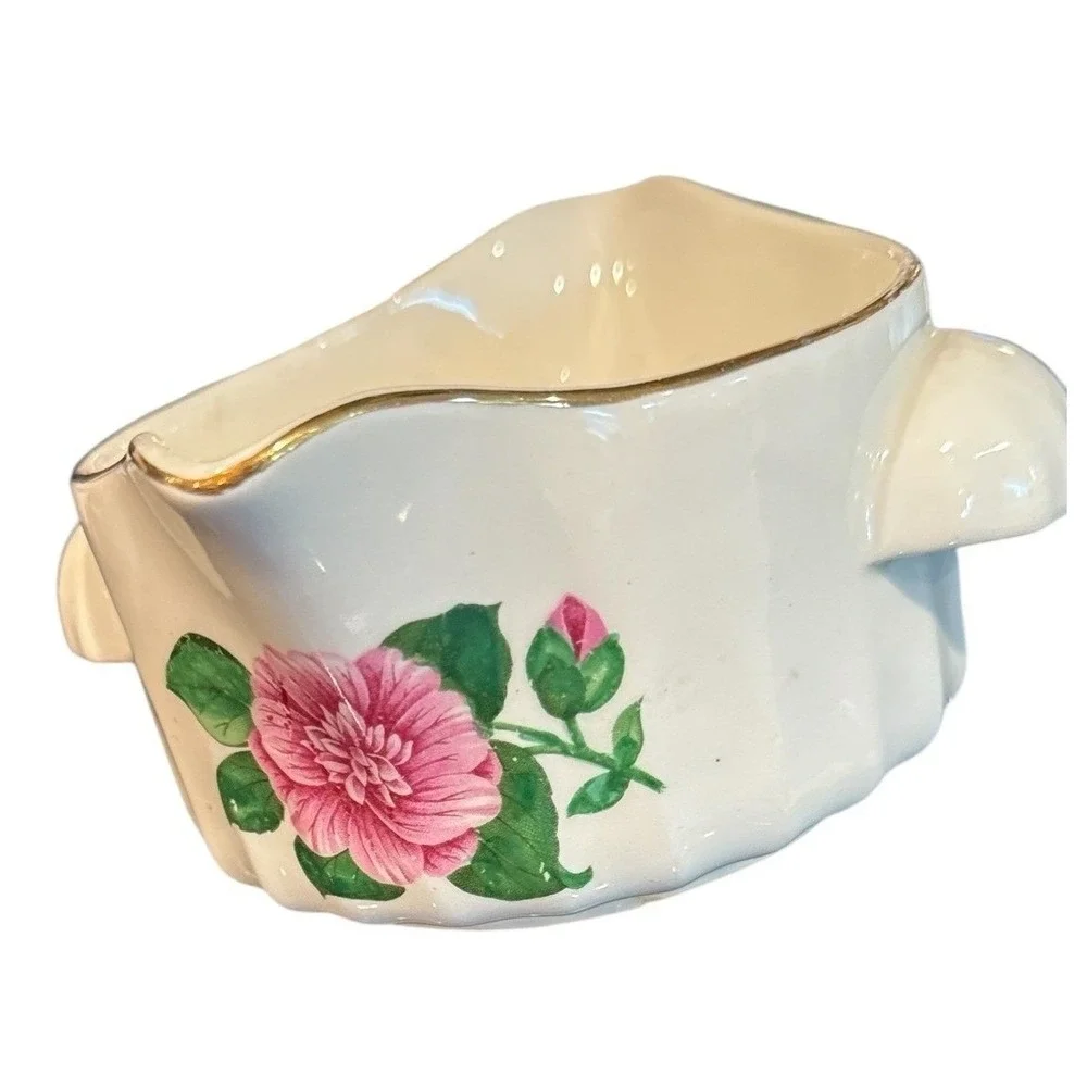 WS George Vintage Camellia Floral Sauce Boat‎ Gold Trim Pink Flower Creamer